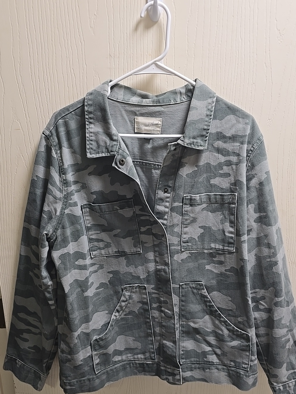 Universal Thread Gray Camouflage Utility Jacket
